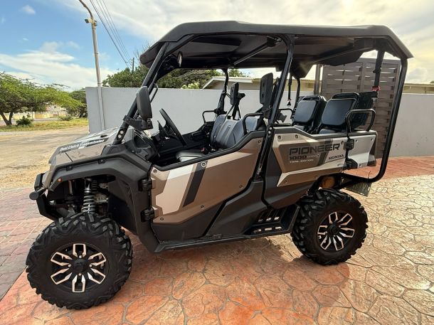 UTV - Pioneer 700 5 seater 